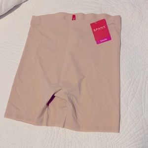 SPANX Thinstincts Shorts Sz S